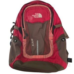 The North Face Amira Women's Pink Gray Backpack Hiking School Academia Laptop